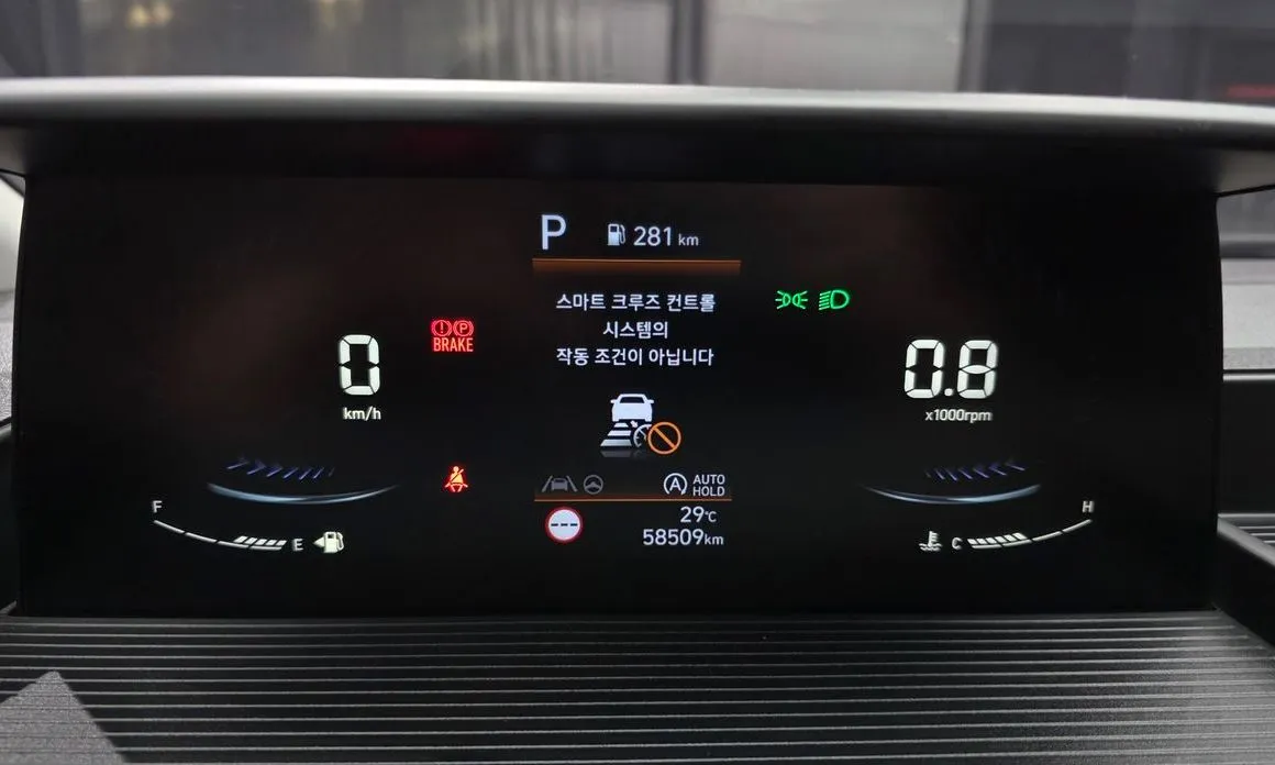 Hyundai Staria — фото 2