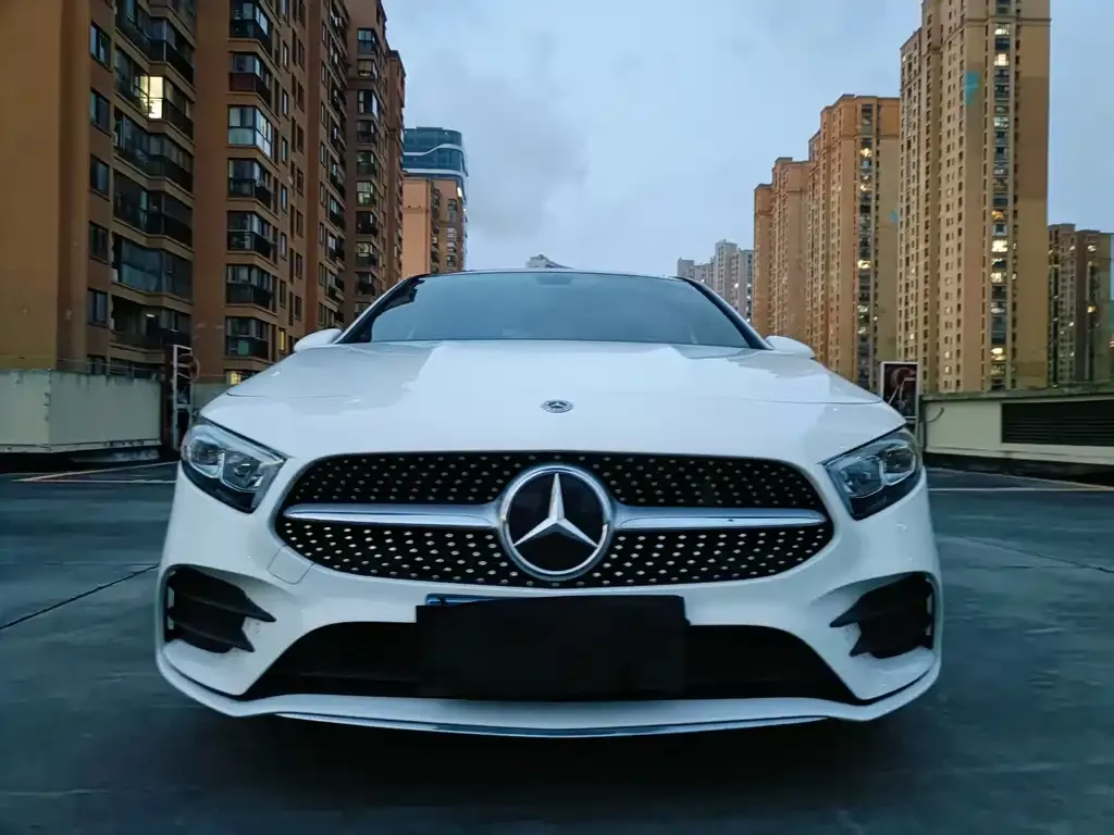 Mercedes-Benz A-Class — фото 9