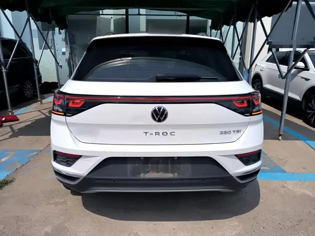 Volkswagen T-Roc — фото 4