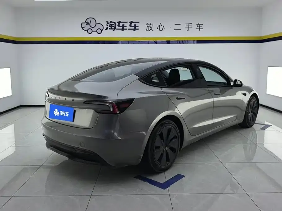 Tesla Model 3 — фото 5