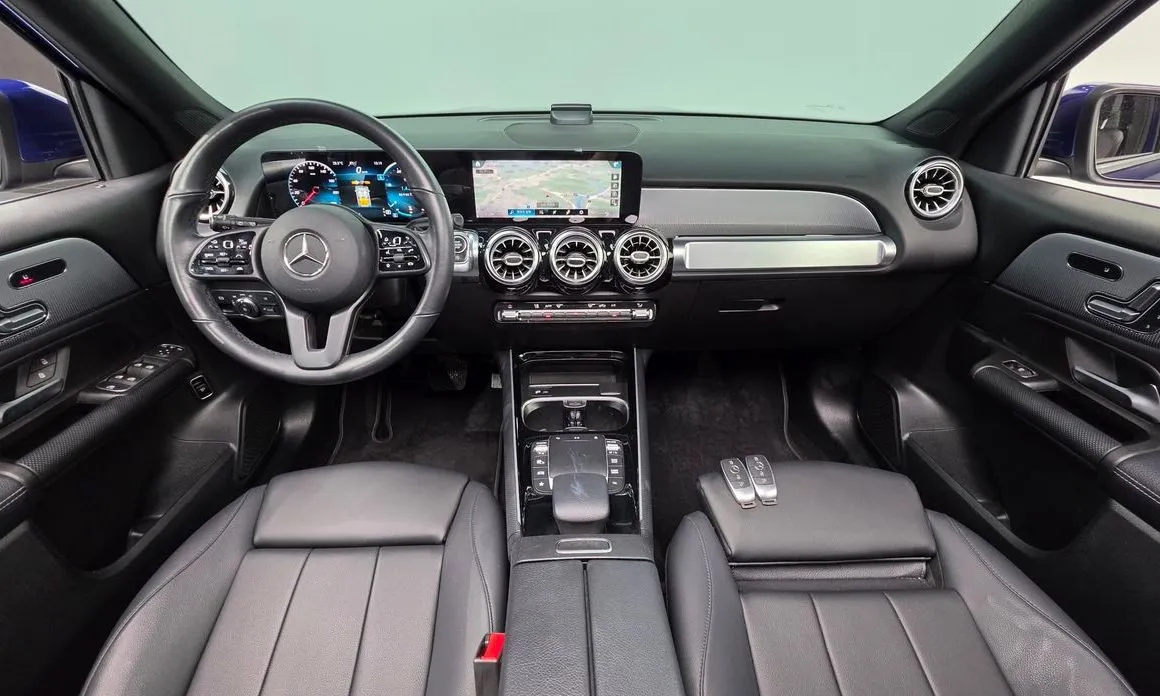 Mercedes-Benz GLB-Class — фото 10