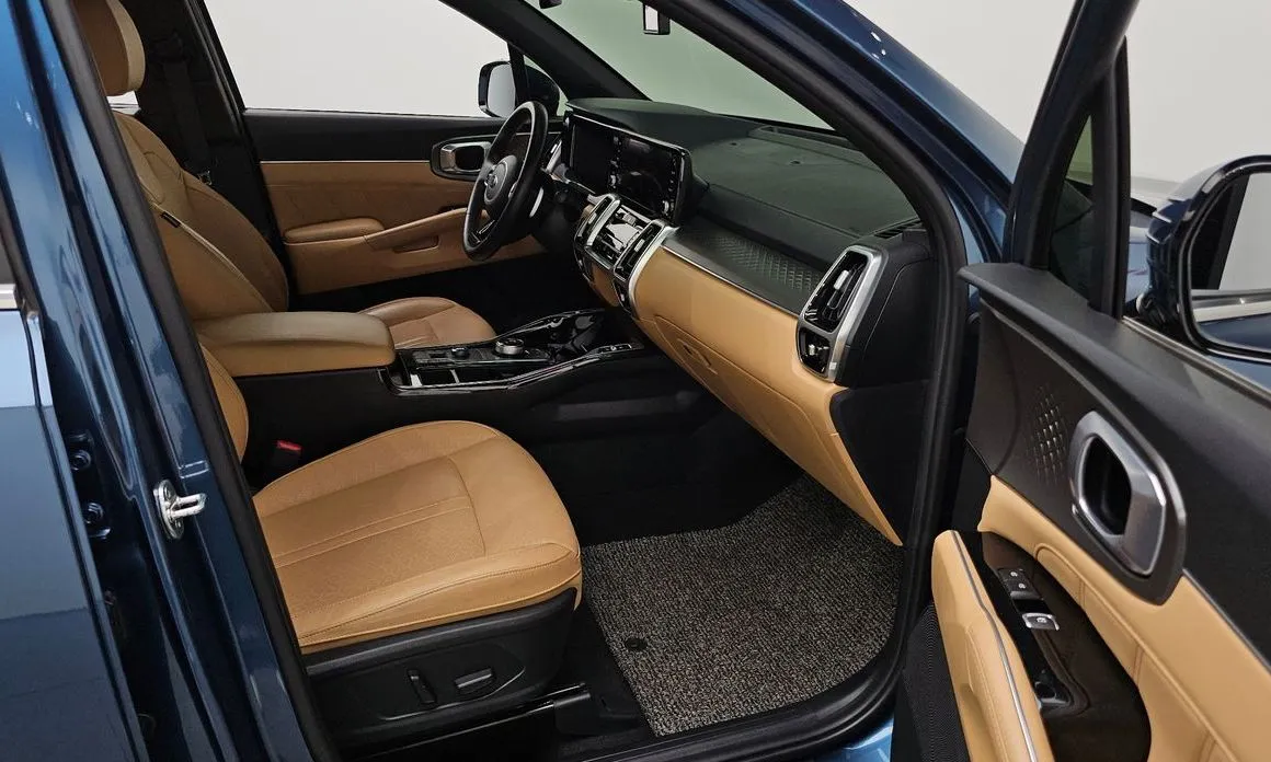 Kia Sorento — фото 7