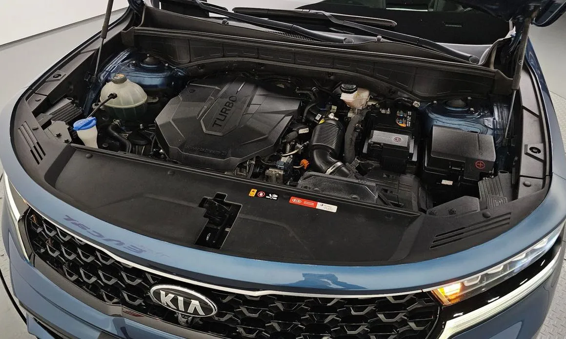 Kia Sorento — фото 10