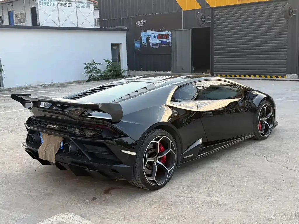 Lamborghini Huracan — фото 5