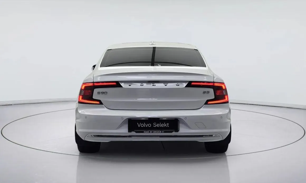 Volvo S90 — фото 5