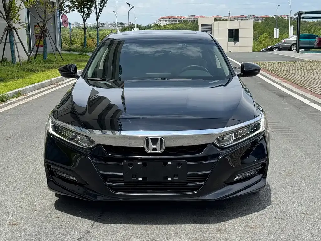 Honda Accord — фото 5