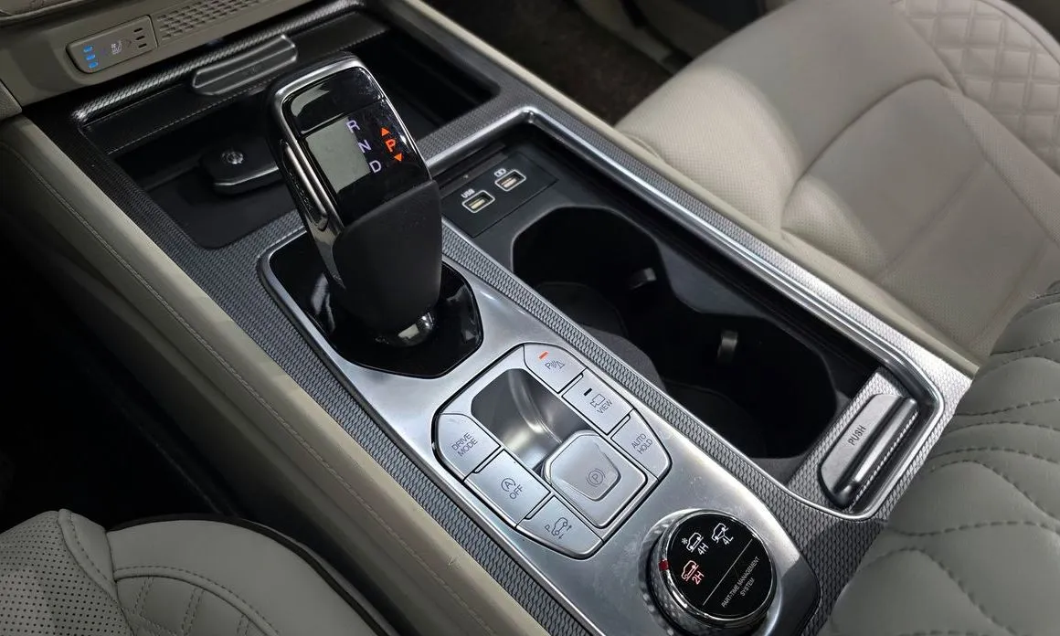 KG Mobility (Ssangyong) Rexton — фото 10