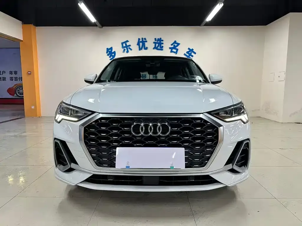 Audi Q3 Sportback — фото 3