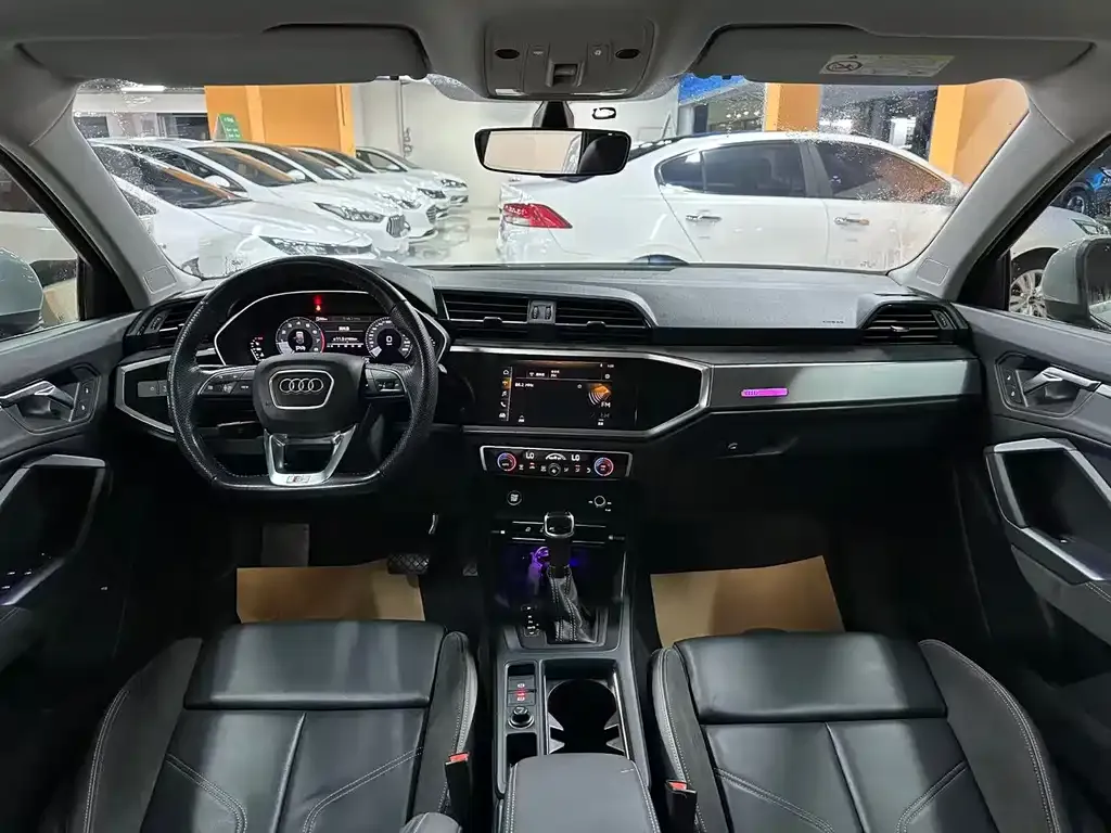 Audi Q3 Sportback — фото 7