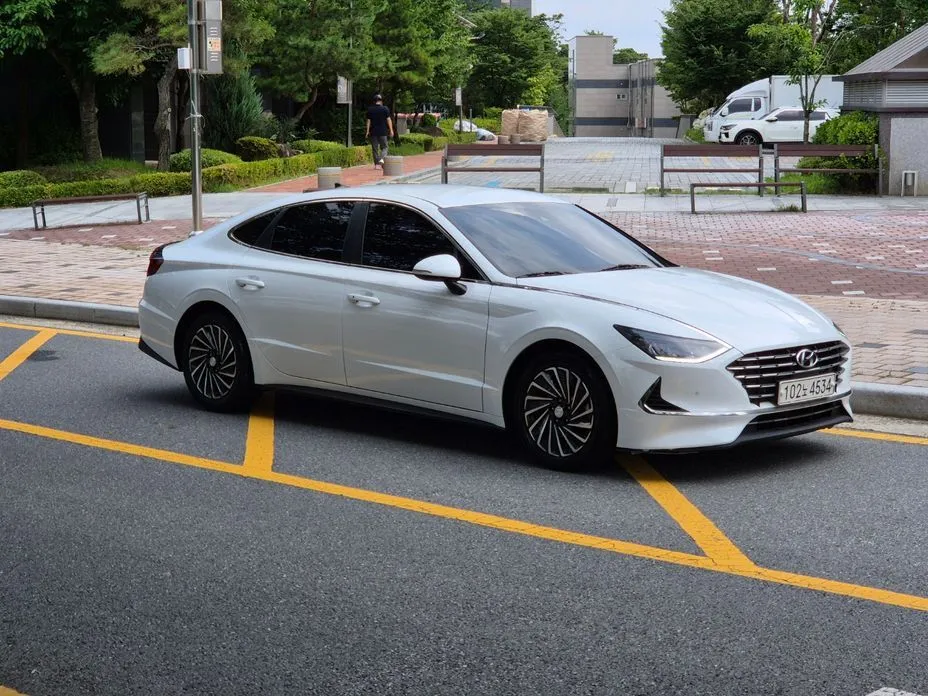 Hyundai Sonata — фото 3