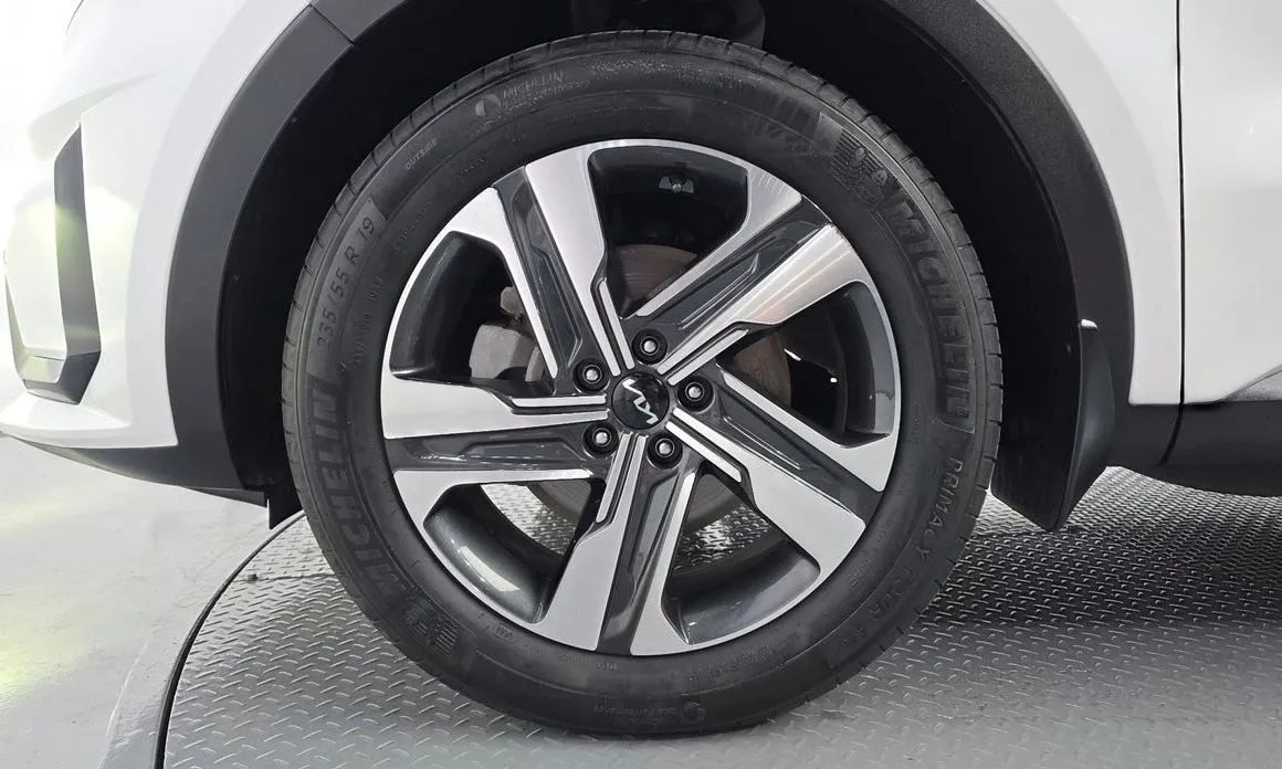 Kia Sorento — фото 6