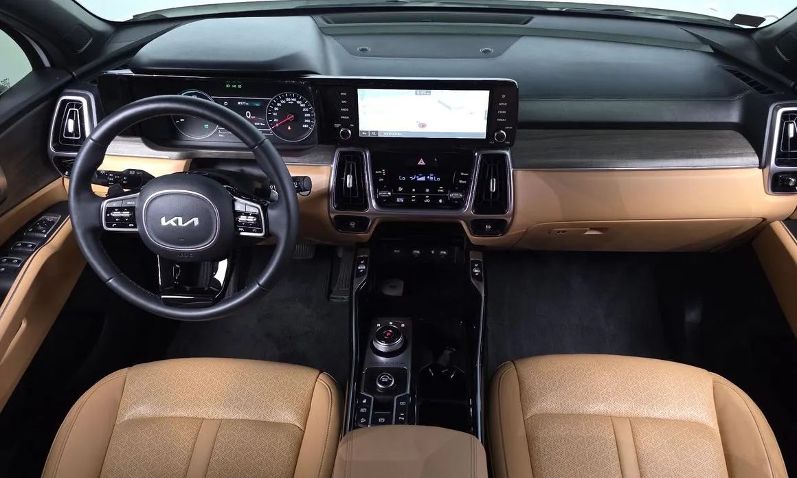 Kia Sorento — фото 7