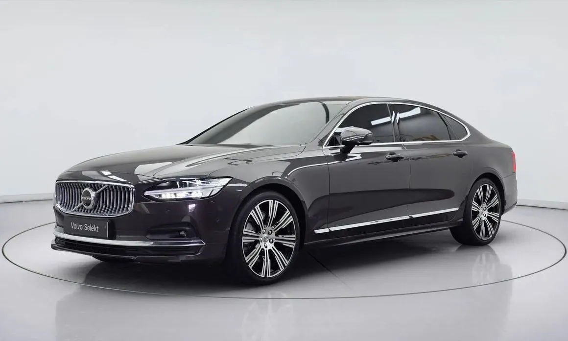 Volvo S90 — фото 1