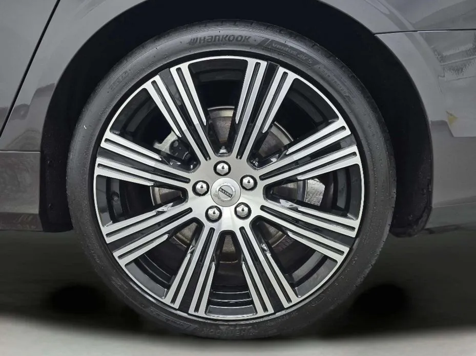 Volvo S90 — фото 10