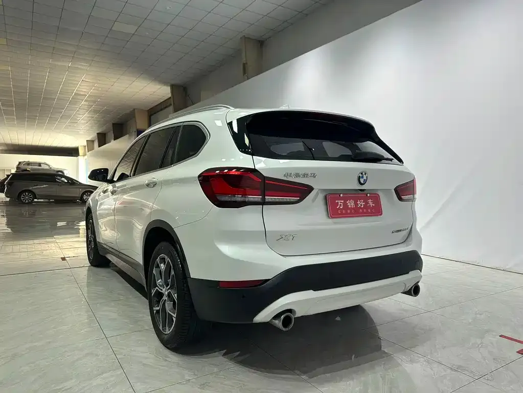 BMW X1 — фото 2