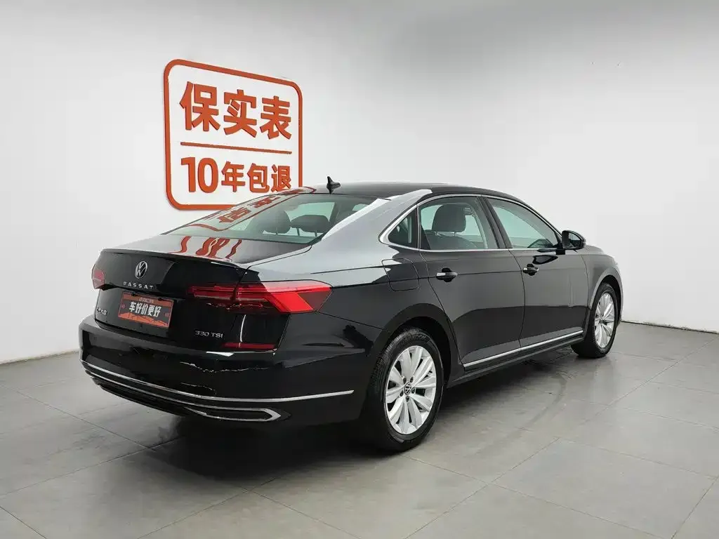 Volkswagen Passat — фото 7