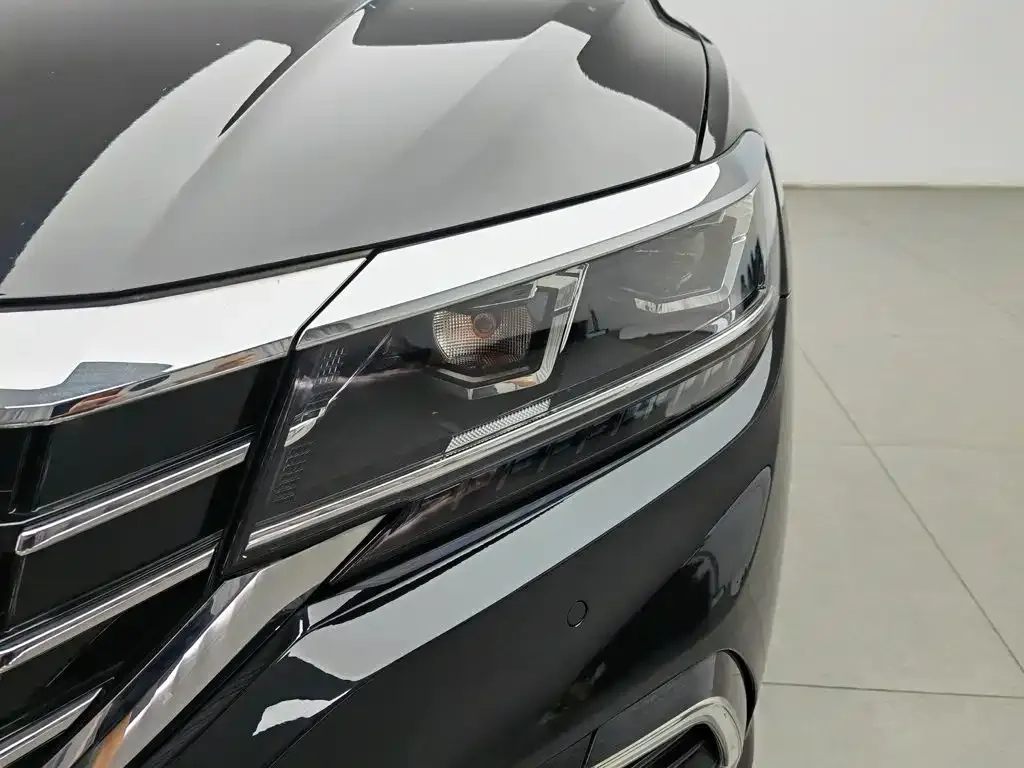 Volkswagen Passat — фото 5