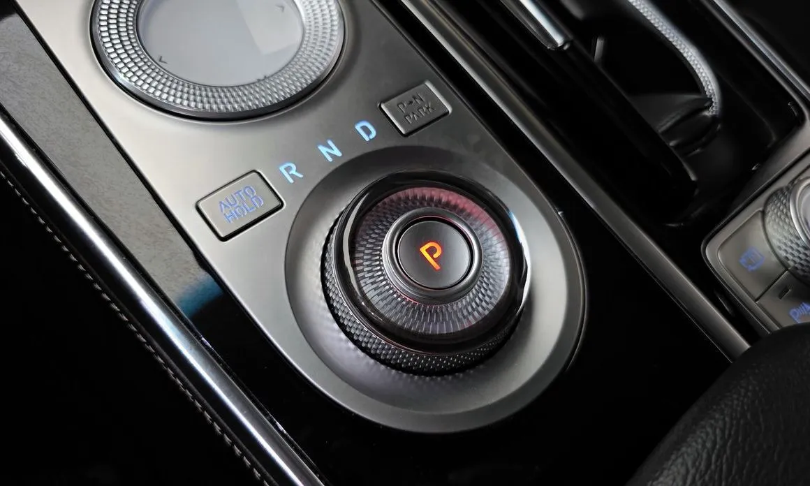 Genesis GV80 — фото 9