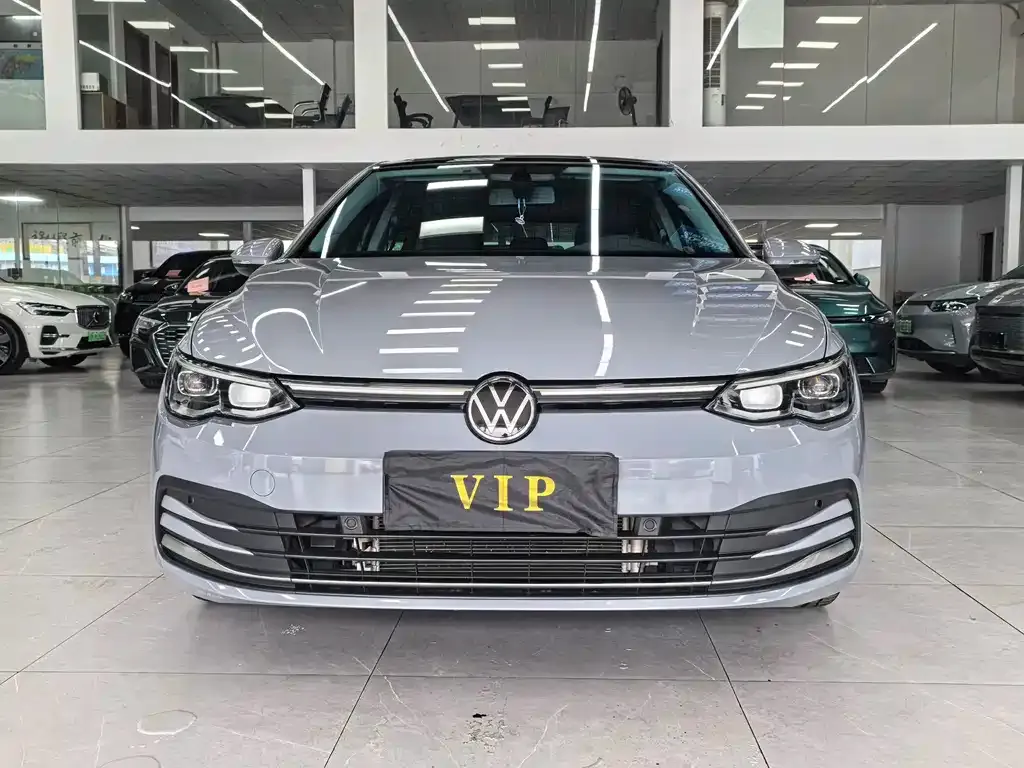 Volkswagen Golf — фото 5