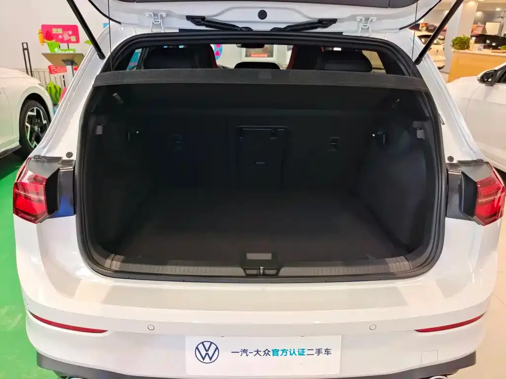 Volkswagen Golf GTI — фото 4