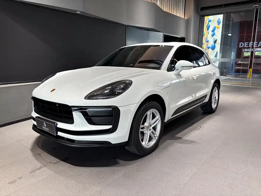 Porsche Macan — фото 1