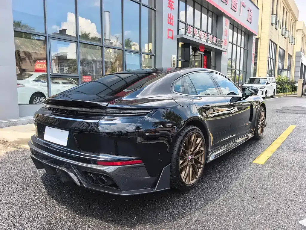 Porsche Panamera — фото 10