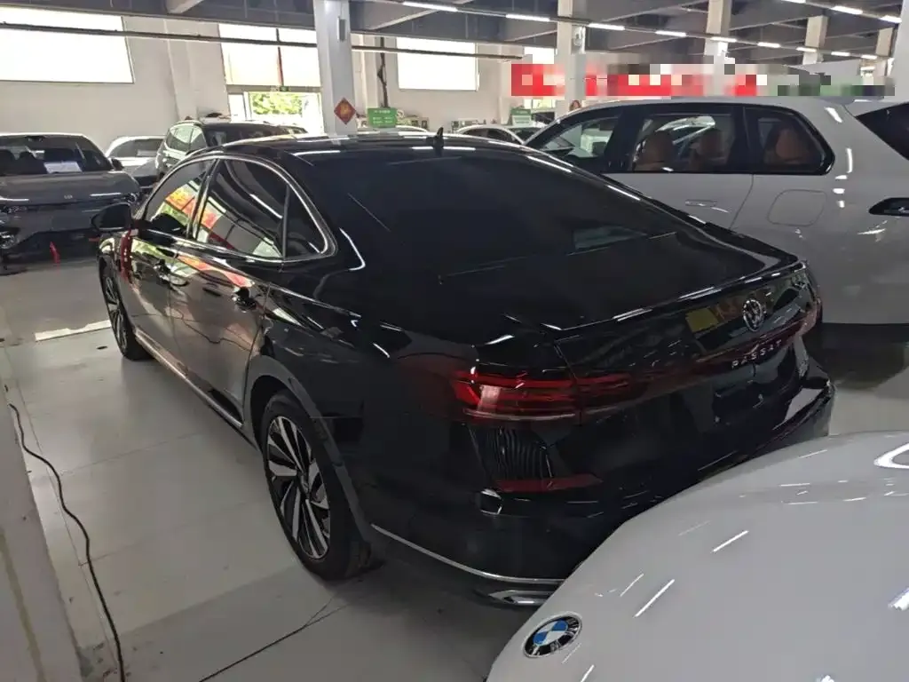 Volkswagen Passat — фото 2