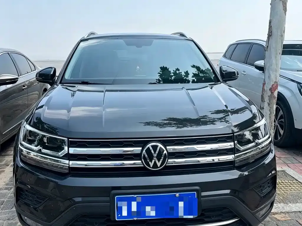 Volkswagen Tharu — фото 1
