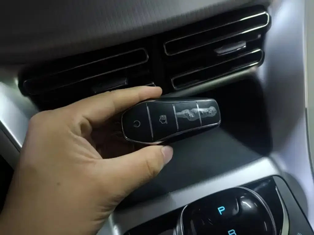 BYD Pro New Energy — фото 3