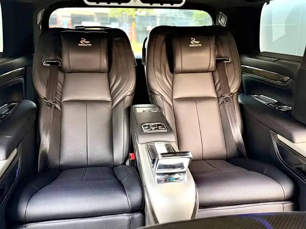 Toyota Alphard — фото 3