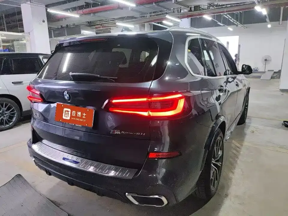 BMW X5 (Import) — фото 3