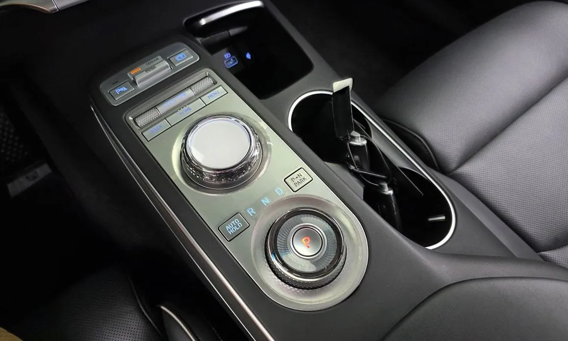 Genesis GV70 — фото 4