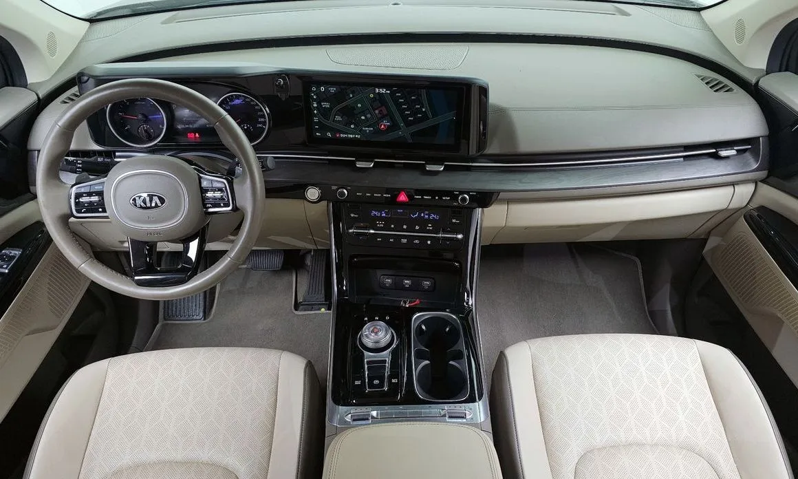 Kia Carnival — фото 10