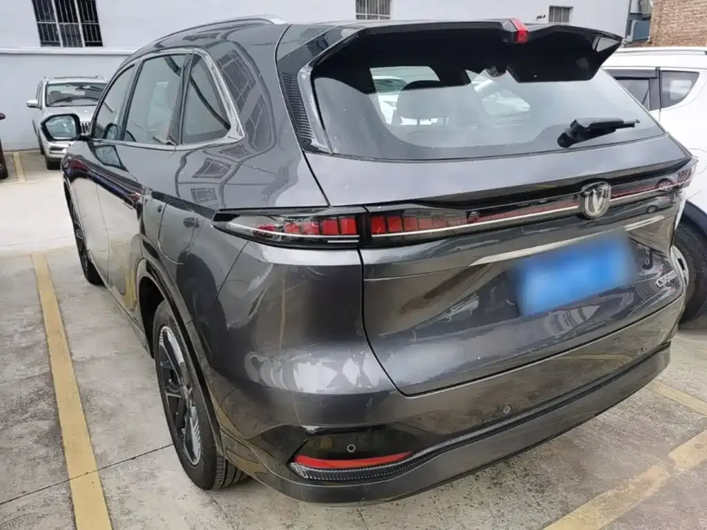 Changan CS75PLUS — фото 9