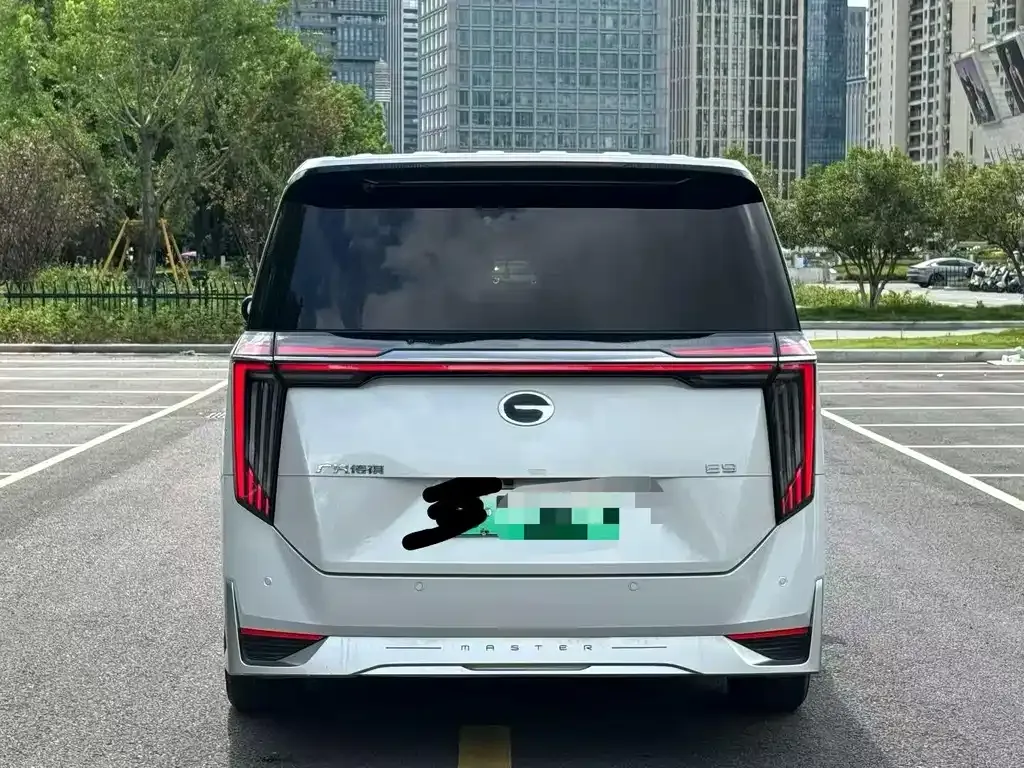 GAC Motor Trumpchi E9 — фото 8