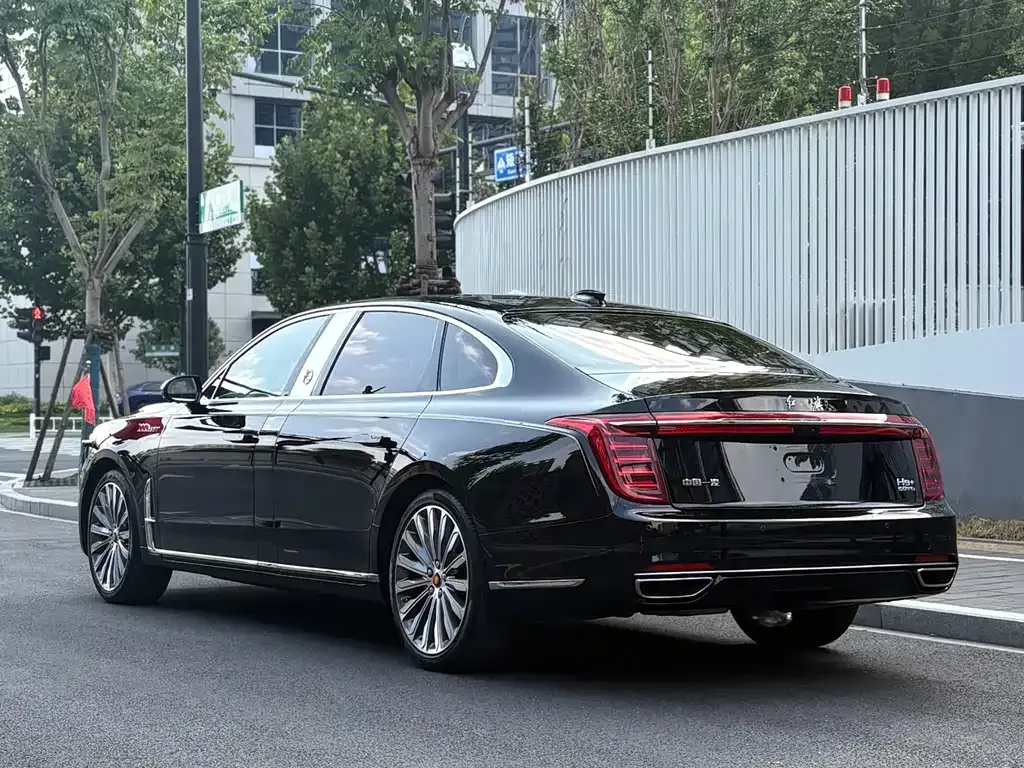 Hongqi H9 — фото 6