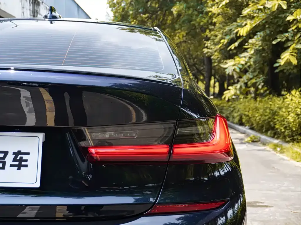 BMW 3 Series — фото 4