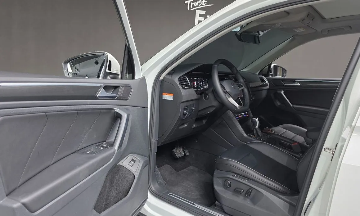 Volkswagen Tiguan — фото 9
