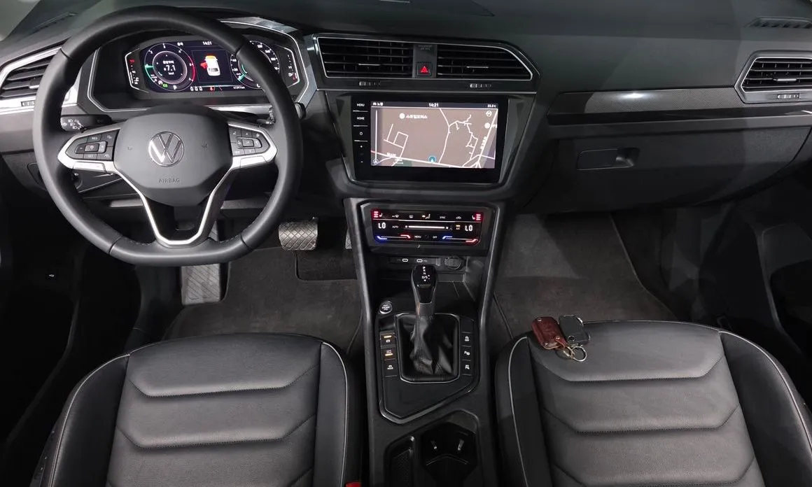 Volkswagen Tiguan — фото 4