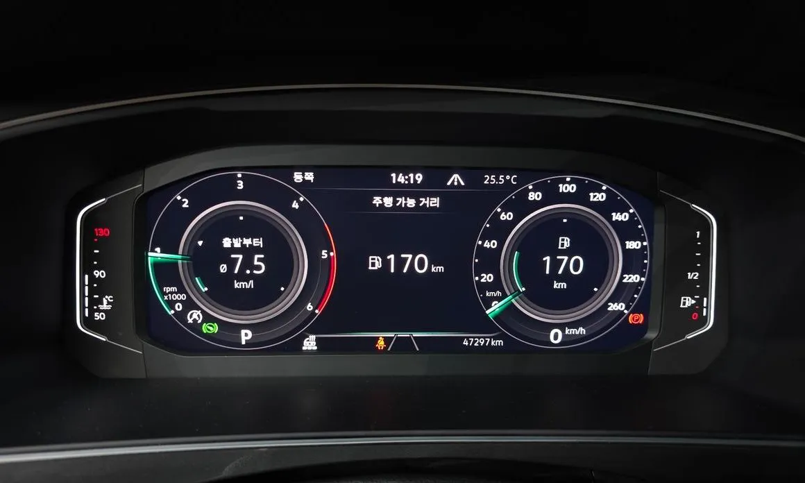 Volkswagen Tiguan — фото 7
