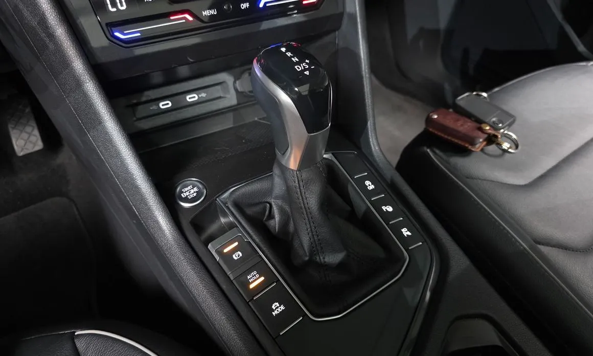 Volkswagen Tiguan — фото 5