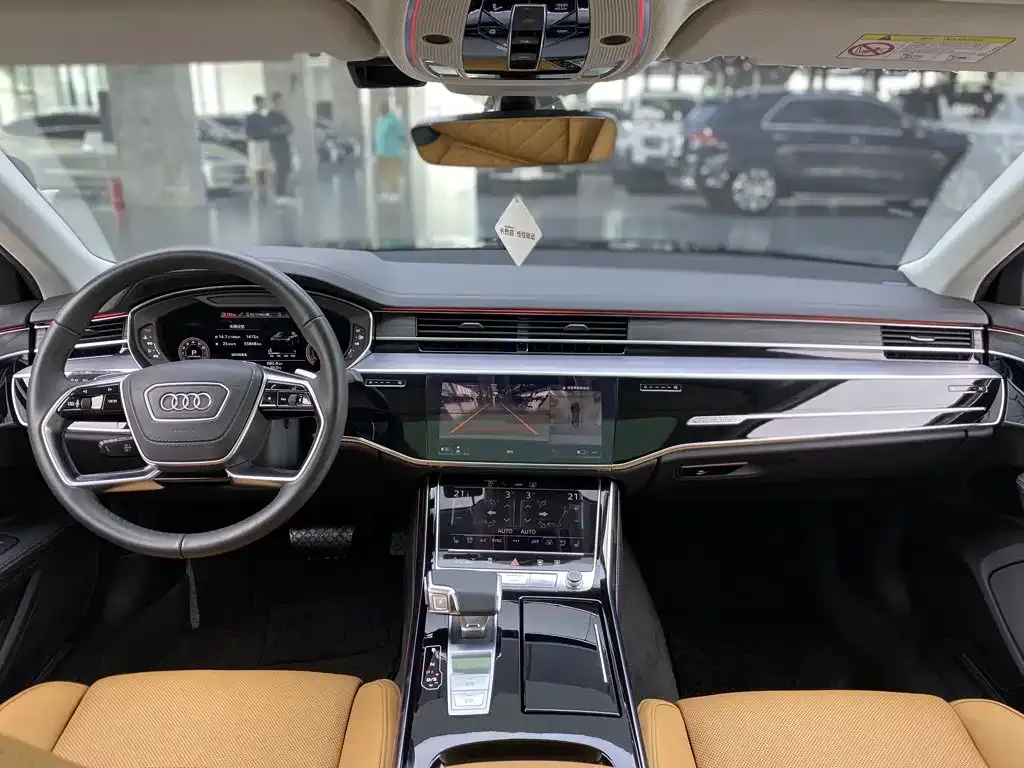 Audi A8 — фото 9