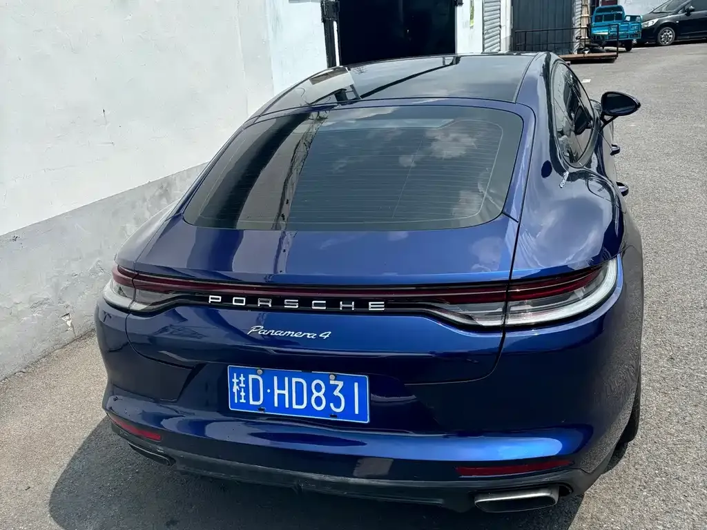 Porsche Panamera — фото 2