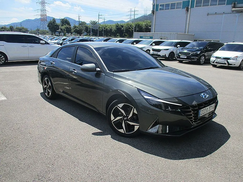 Hyundai AVANTE — фото 9