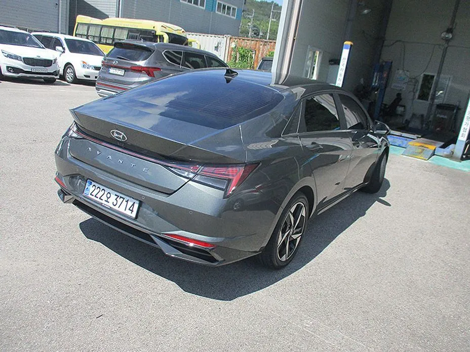 Hyundai AVANTE — фото 3