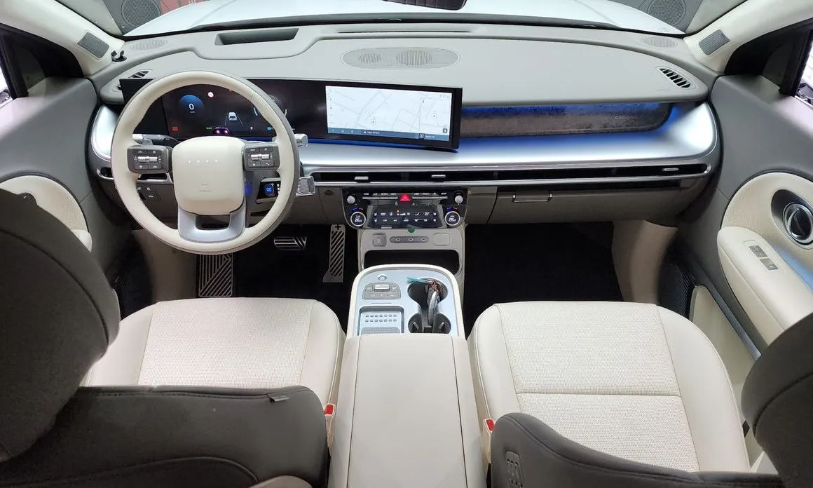 Hyundai Ioniq9 — фото 10