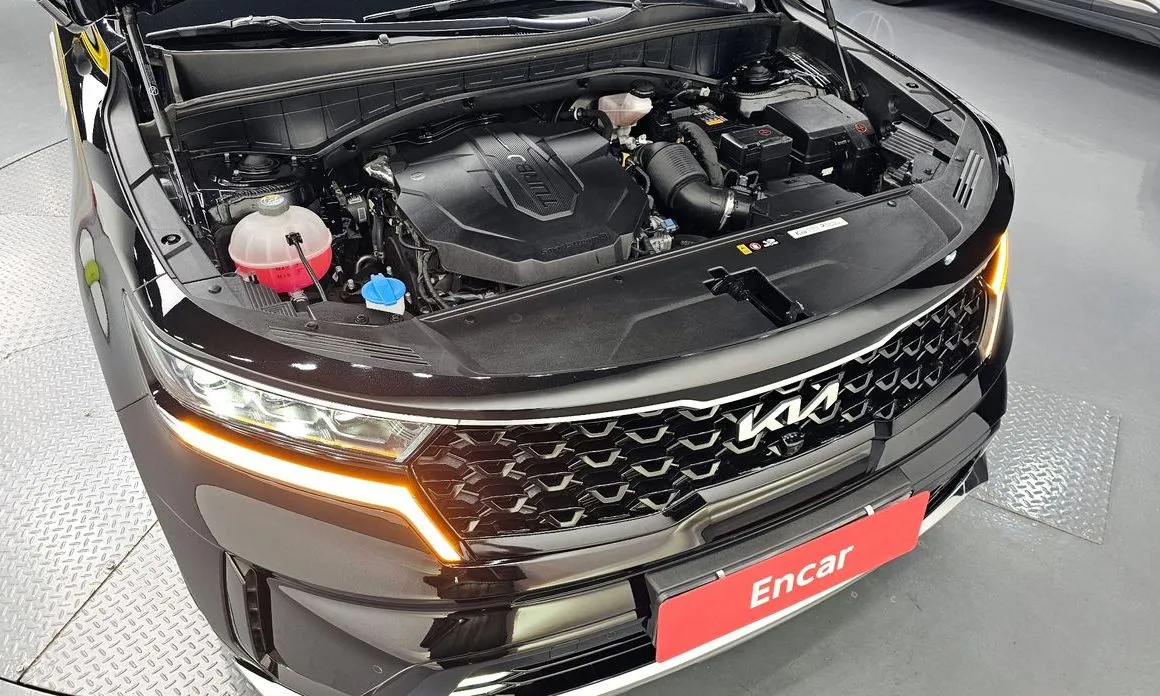 Kia Sorento — фото 10