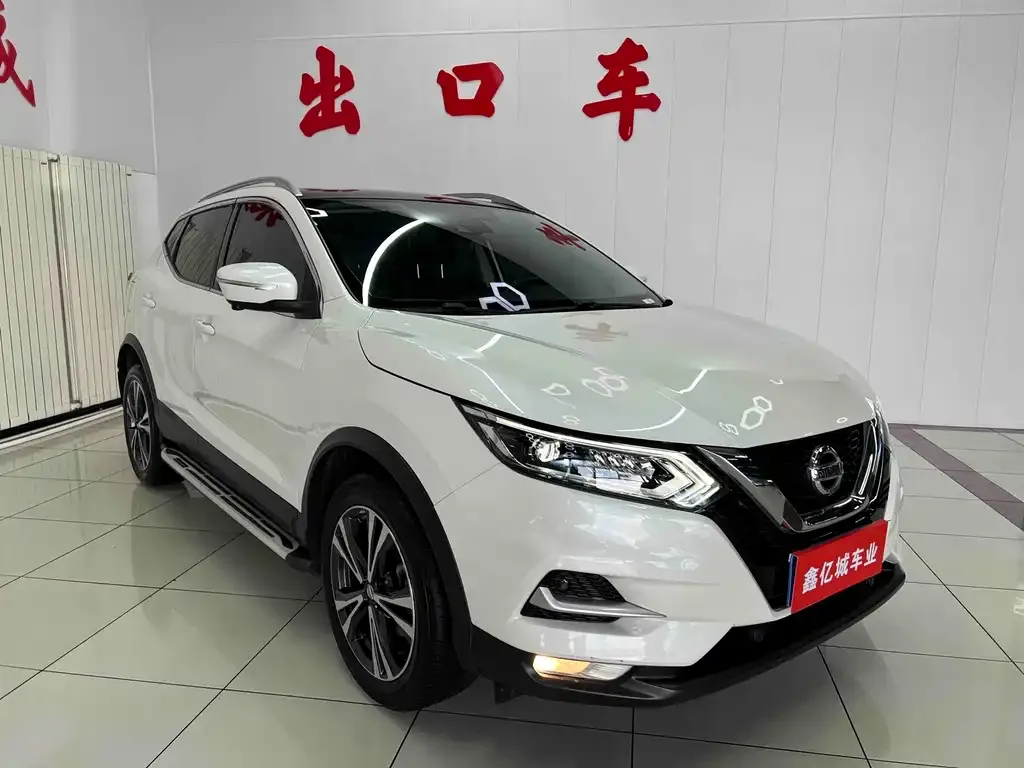 Nissan Qashqai — фото 2