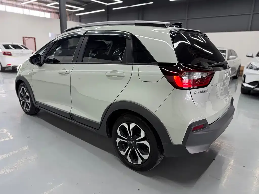 Honda Fit — фото 7