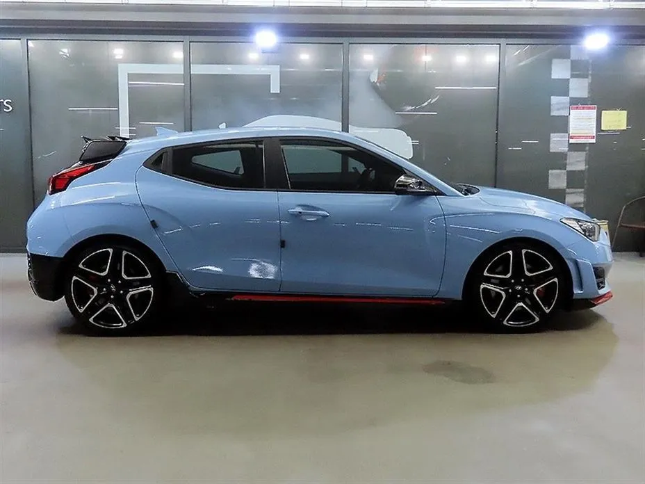 Hyundai Veloster — фото 4